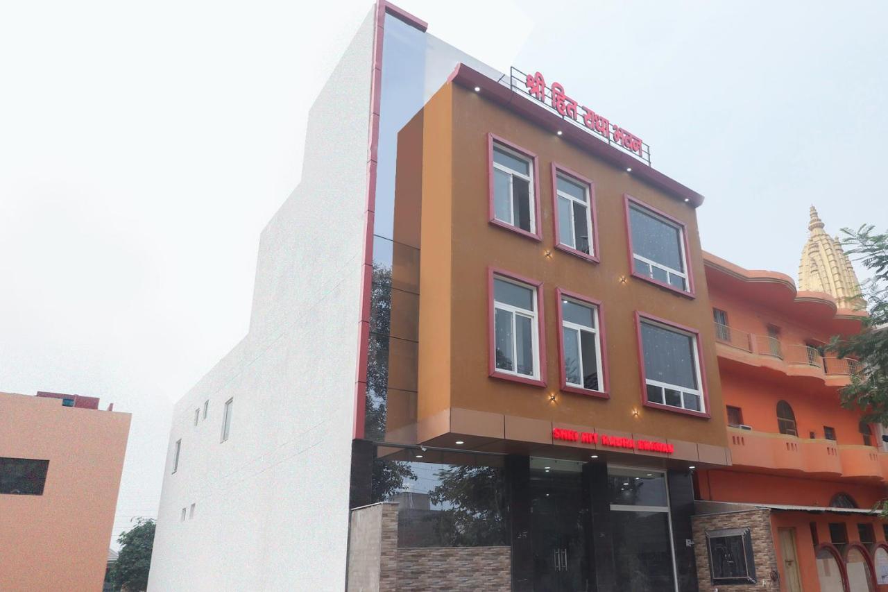 Oyo 67215 Shri Hit Radha Bhawan Hotel Vrindávan Kültér fotó